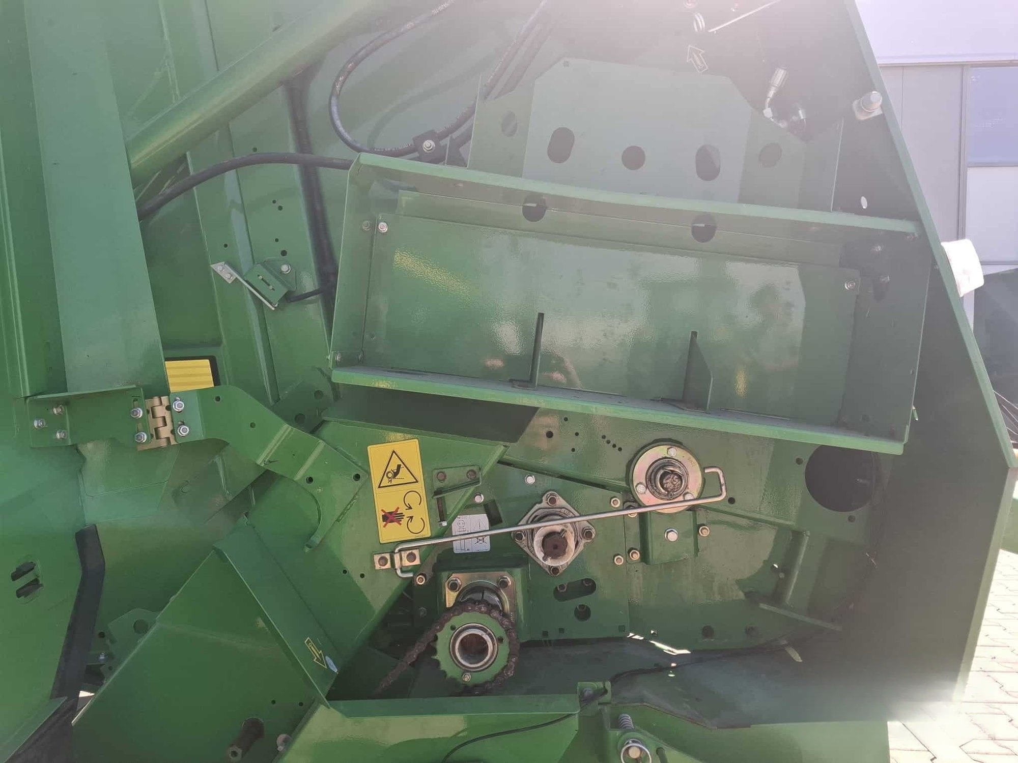 Presă de balotat John Deere 852 — 2