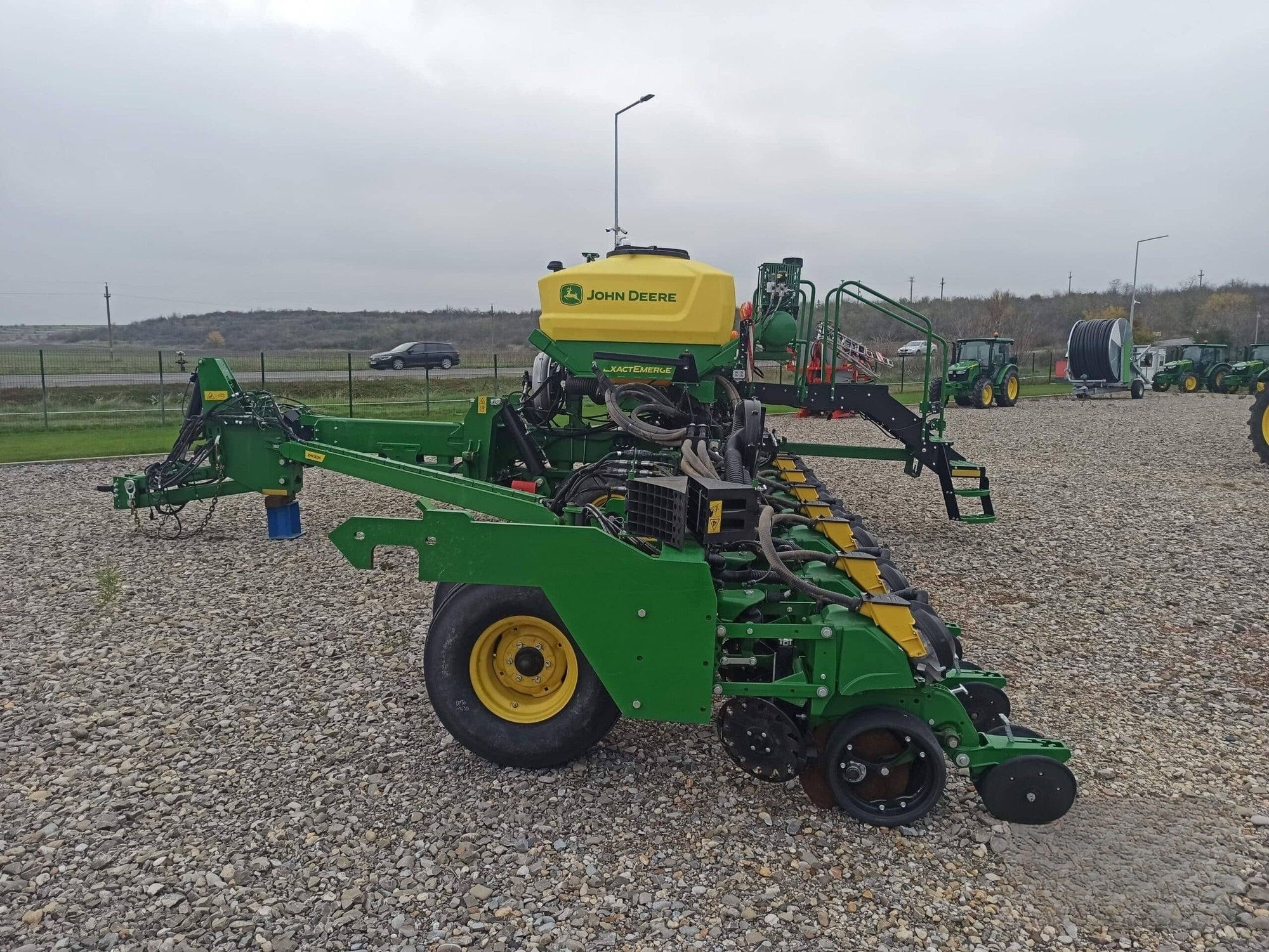 Semănătoare prășitoare John Deere DB37 ExactEmerge — 10