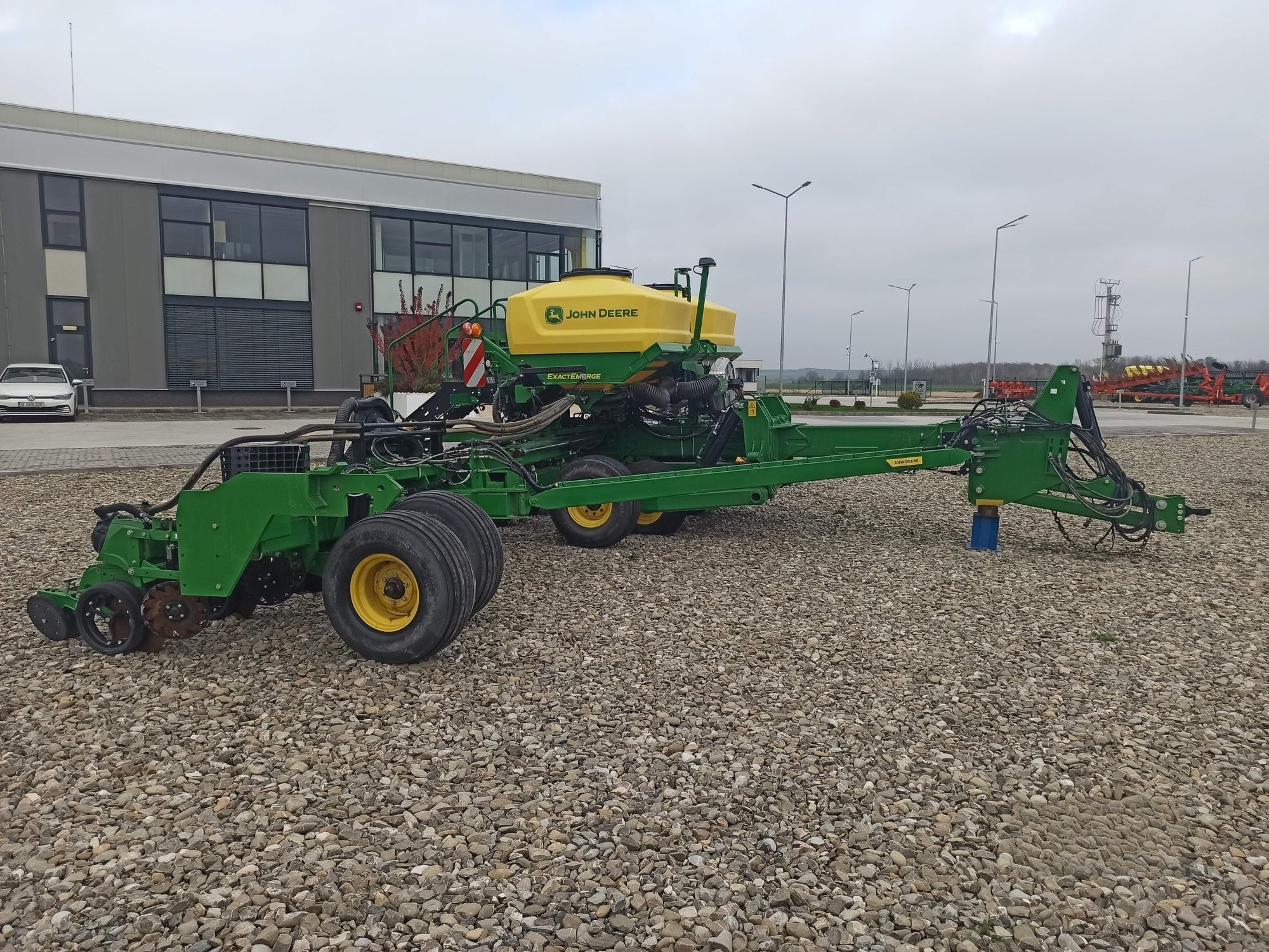 Semănătoare prășitoare John Deere DB37 ExactEmerge — 7