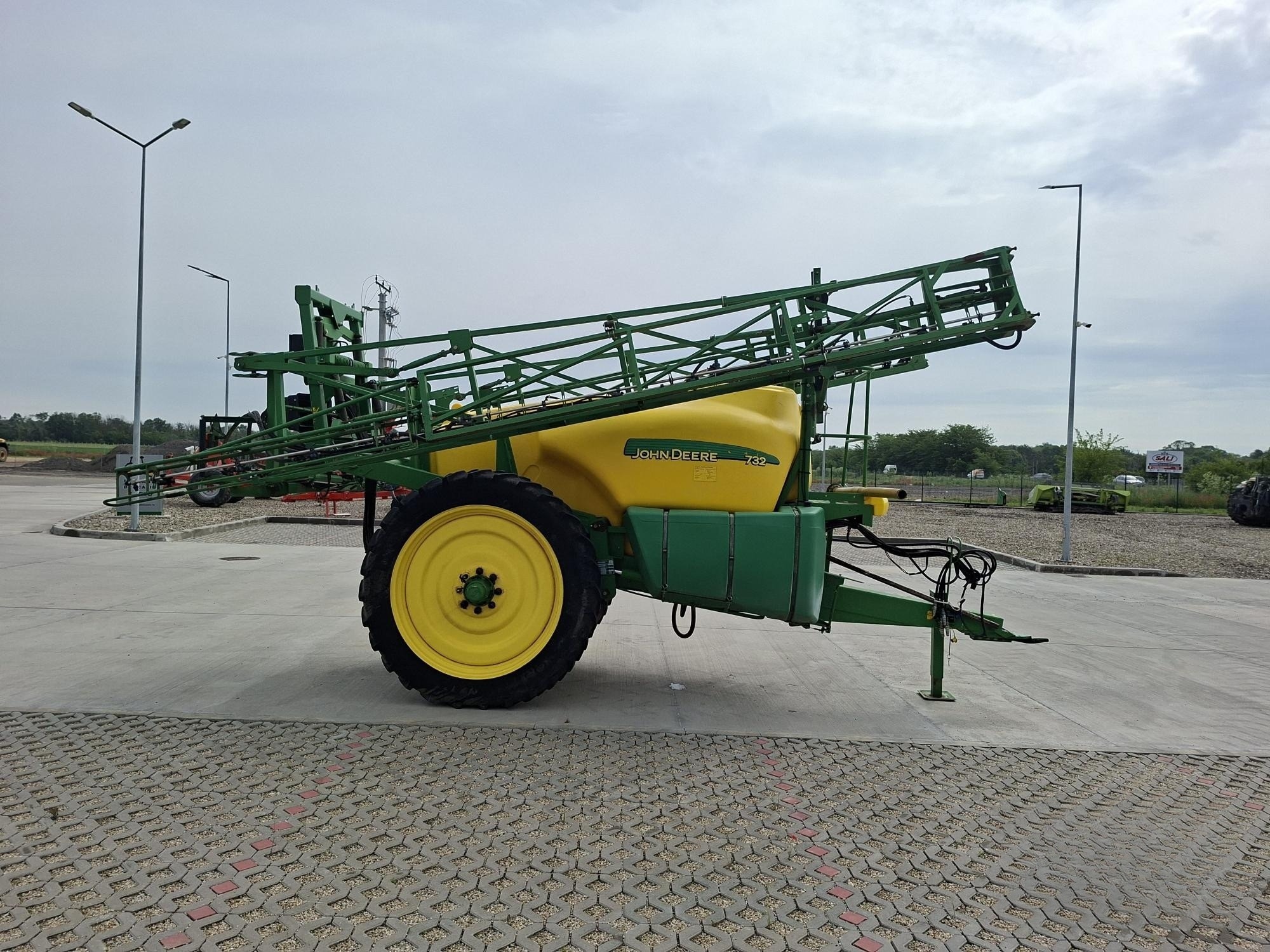 Stropitoare tractată John Deere 732 — 7